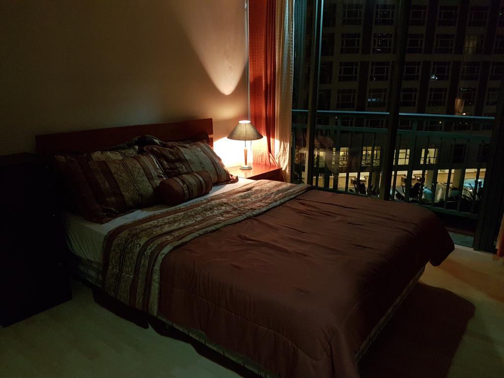 Ortigas 2 Bedroom Corner Unit With 2 Queen Across Shangrila Manila Exteriör bild