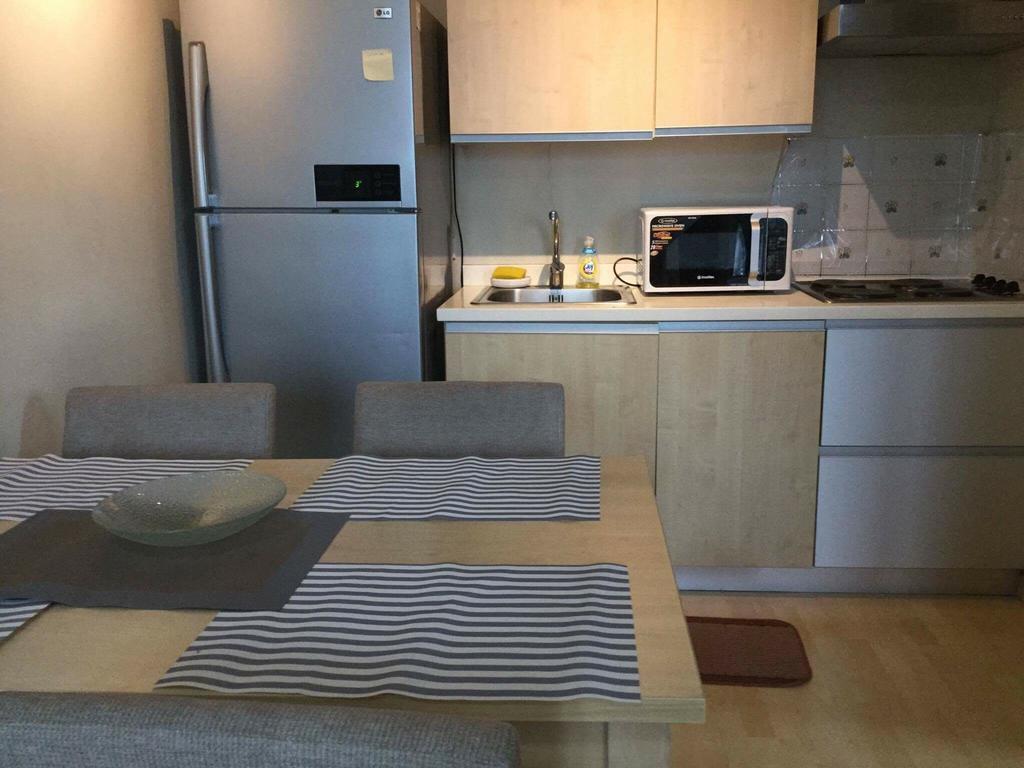 Ortigas 2 Bedroom Corner Unit With 2 Queen Across Shangrila Manila Exteriör bild